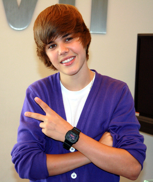 justin bieber hot 2011 pictures. Justin Bieber Hot 2011.
